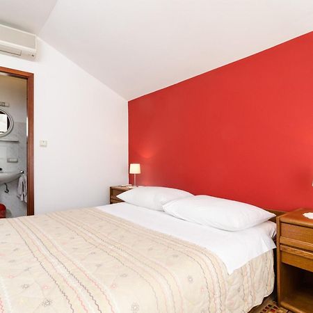 Guesthouse Moretic Orasac Oda fotoğraf